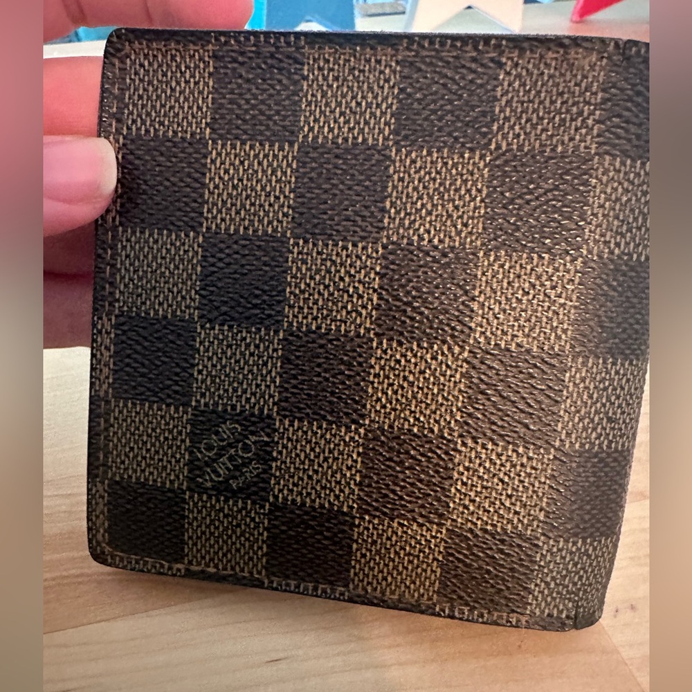 Men’s Louis Vuitton Damien Bifold Wallet